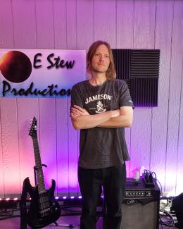 E Stew at the stu - glorious
